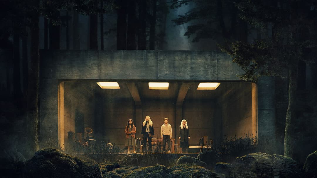 Наглядачі backdrop 8