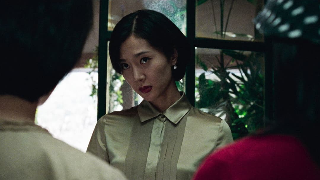 Історія двох сестер backdrop 17