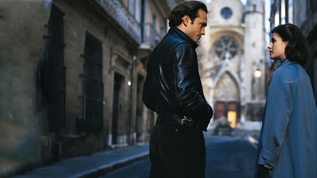 За хмарами backdrop 7