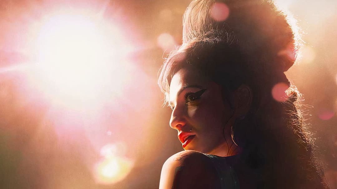 Емі Вайнгауз: Back to Black backdrop 11