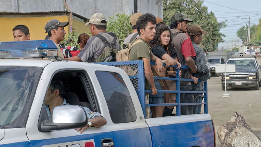 Sin Nombre backdrop 3