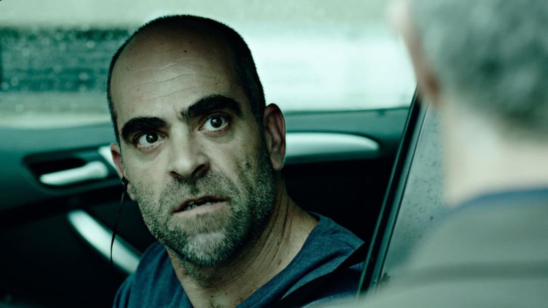 Anrufer unbekannt backdrop 2