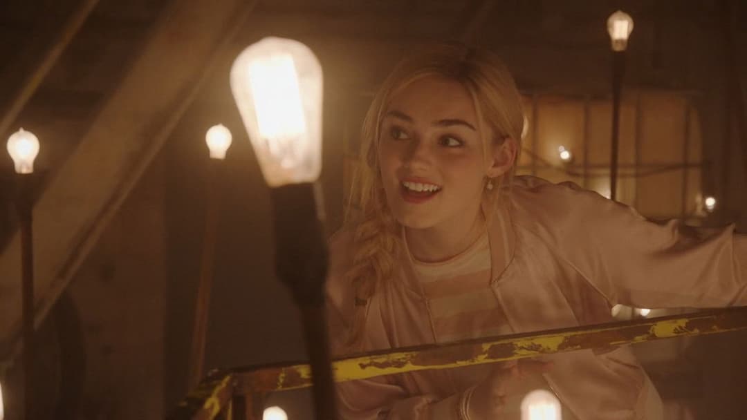 З-О-М-Б-І backdrop 9