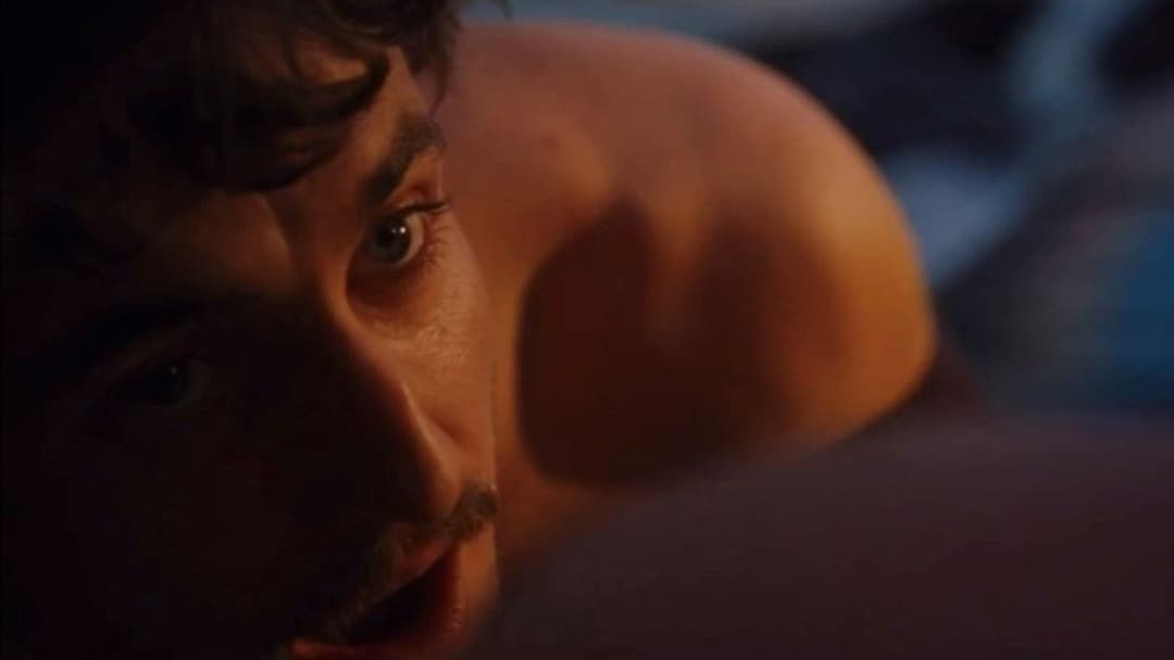 Ми всі - незнайомці backdrop 6