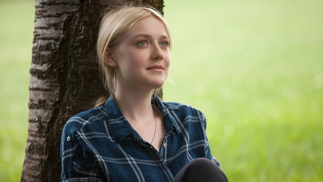 Very Good Girls backdrop 5