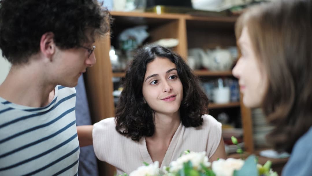 Alles was kommt backdrop 1