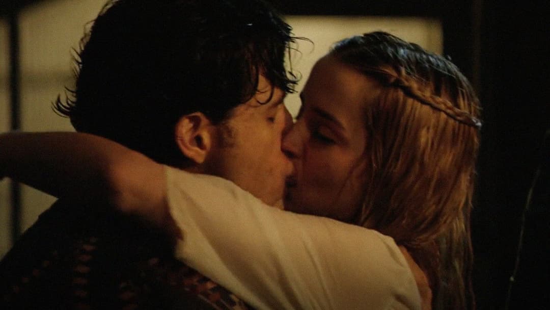 Кам'яні кулаки backdrop 14