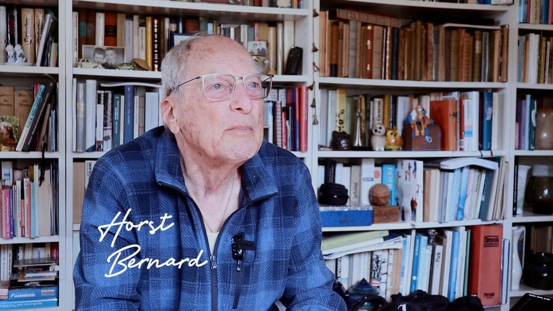 Alice und Horst backdrop 1