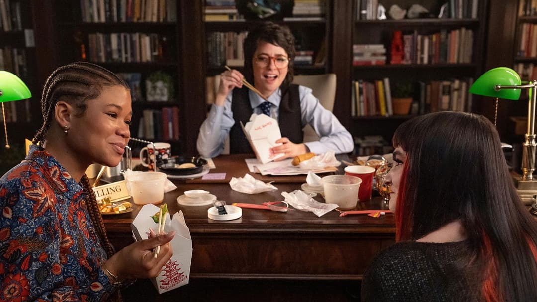 Roommates backdrop 2