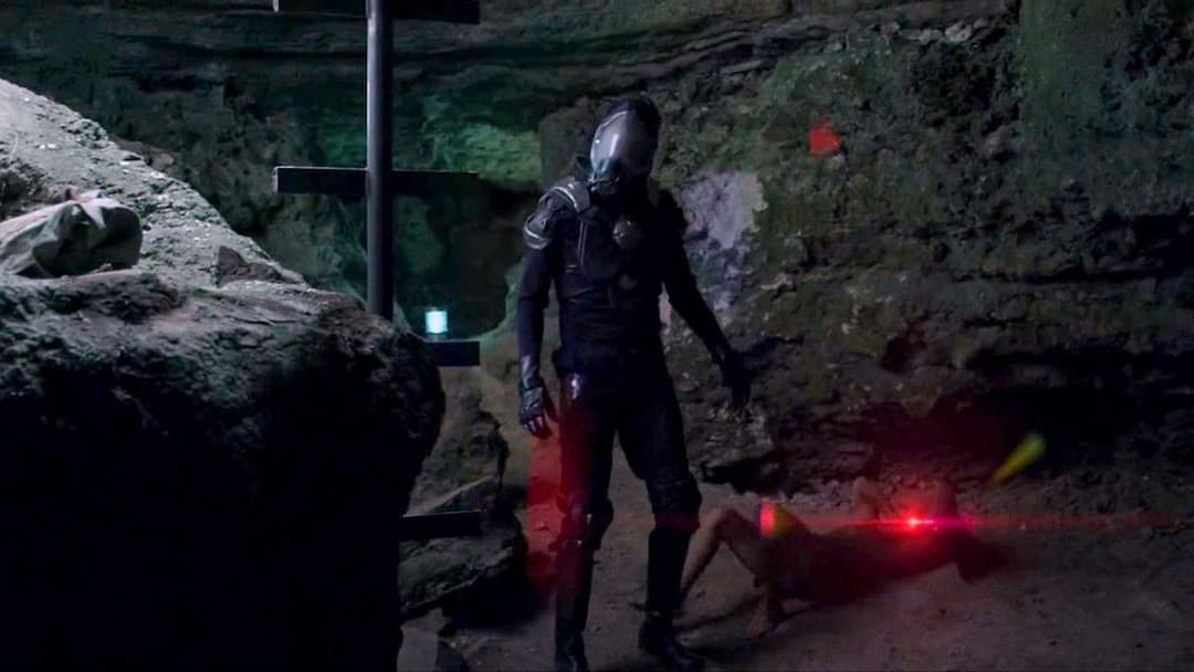 Die Höhle - Das Tor in eine andere Zeit backdrop 6