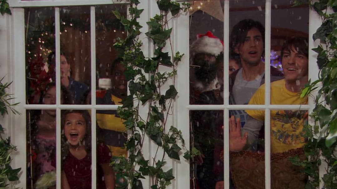Frohe Weihnachten, Drake & Josh backdrop 14