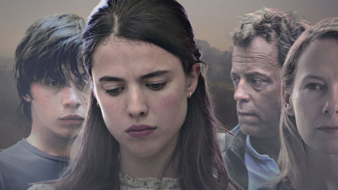 Strange But True: Dunkle Geheimnisse backdrop 2