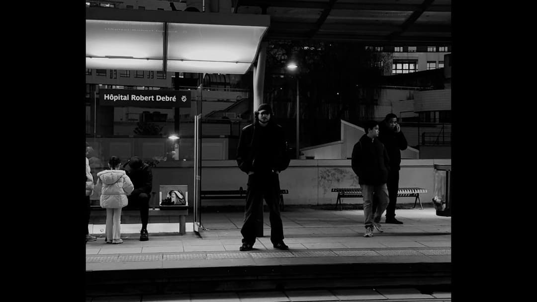 Le chemin et la fuite backdrop 1