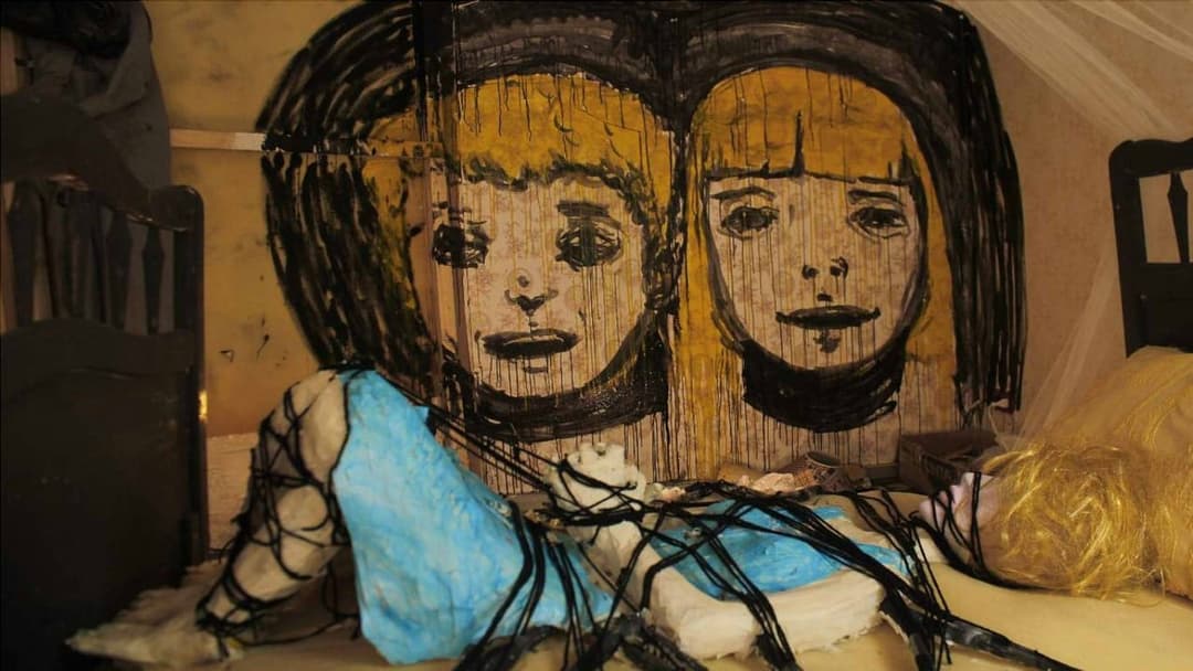 The Wolf House backdrop 3