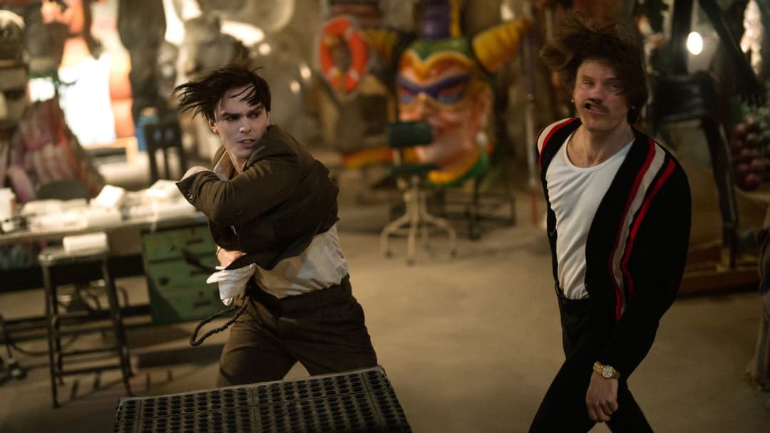 Ренфілд backdrop 14