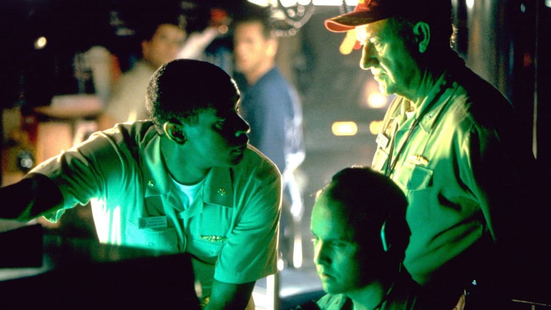 Багряний приплив backdrop 6