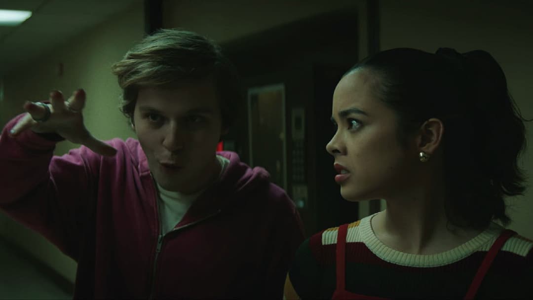 Вулиця страху. Частина перша: 1994 backdrop 17