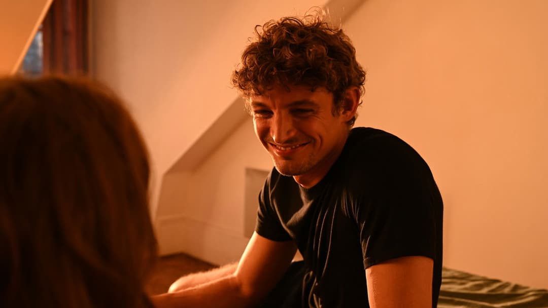 Щасливий випадок backdrop 12