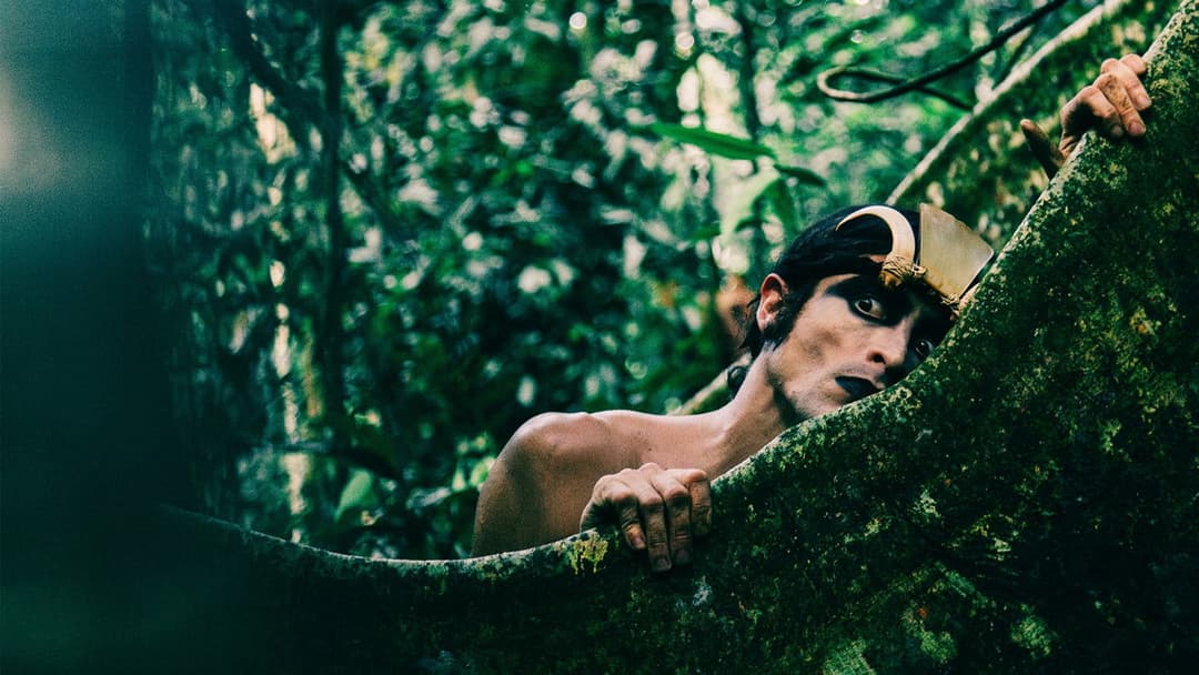 Homem com H backdrop 10