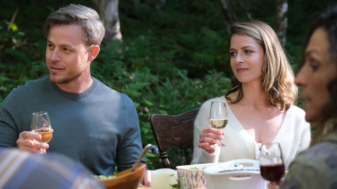 The Guide to the Perfect Family backdrop 8