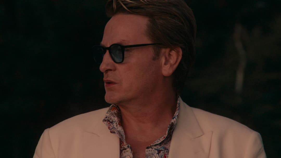 Pacifiction backdrop 12