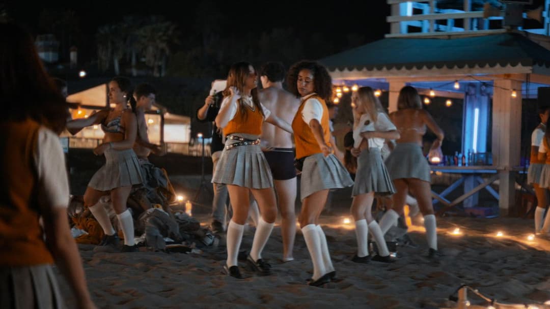 Твоя провина backdrop 3