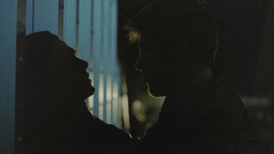 Том на фермі backdrop 15