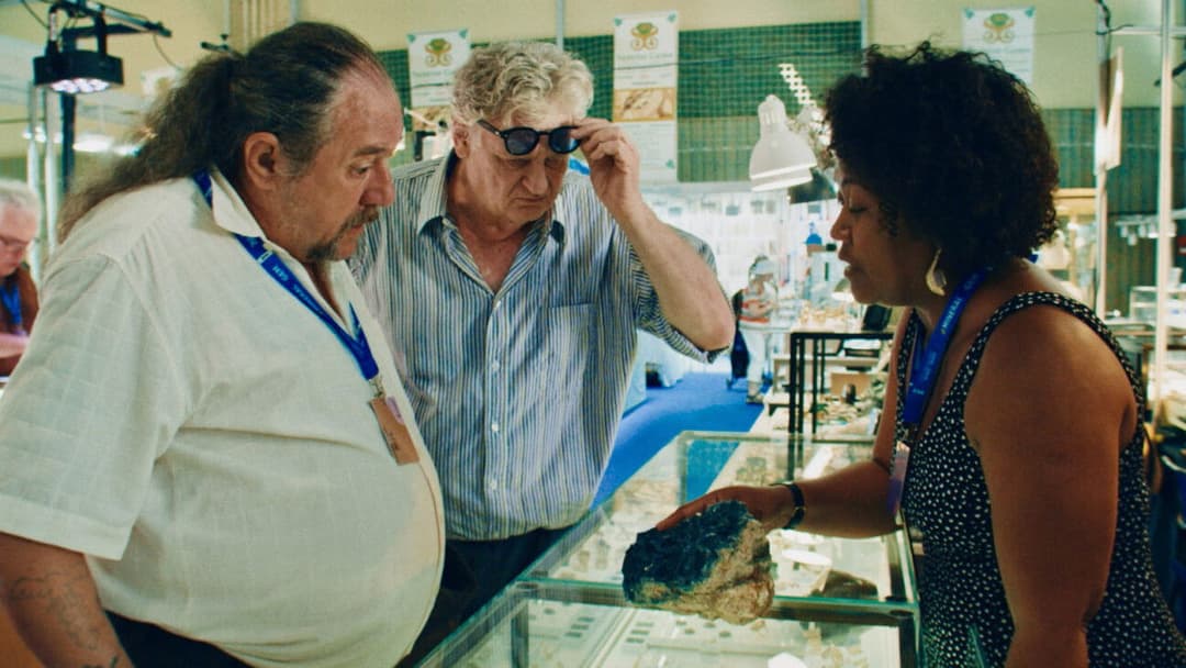 Conrad & Crab – Idiotic Gems backdrop 1