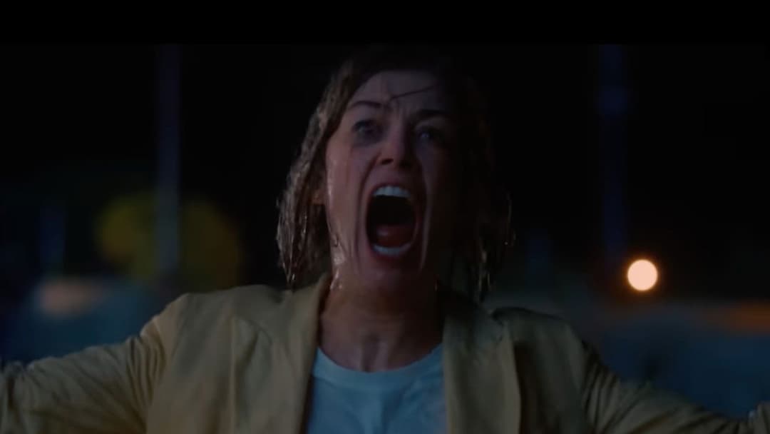 I Care a Lot backdrop 7