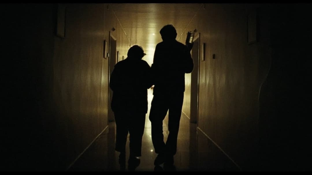 Uzak - Weit backdrop 8