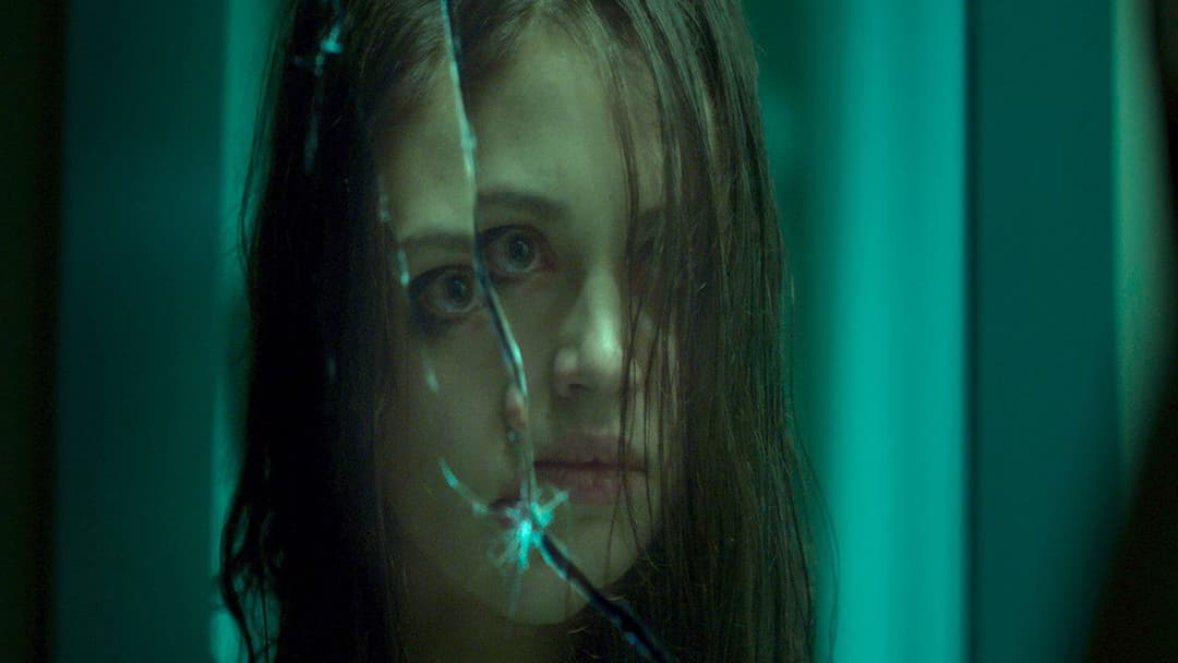 Look Away backdrop 15