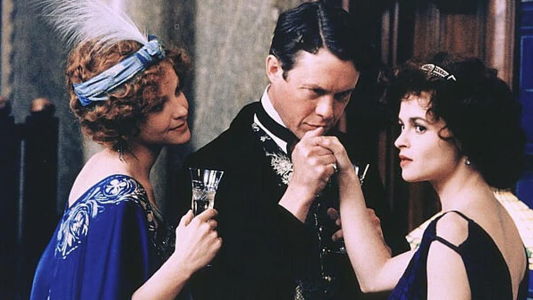 Wings of the Dove - Die Flügel der Taube backdrop 3