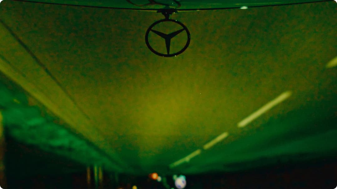 Window Shopper backdrop 6