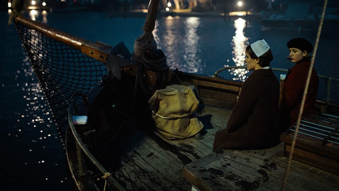 Verachtung backdrop 14