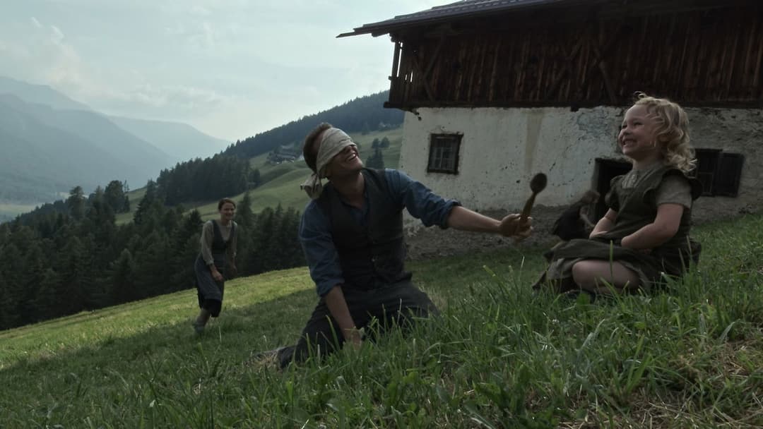 Приховане життя backdrop 20