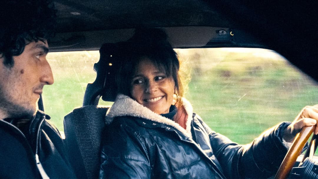 L'Innocent backdrop 16