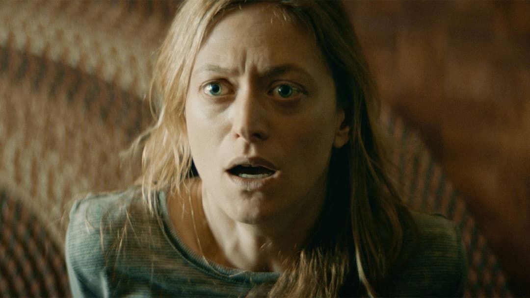 The Dark and the Wicked backdrop 3