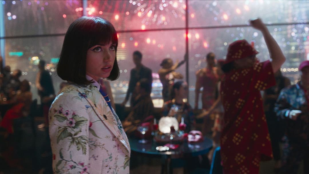 The Gray Man backdrop 8