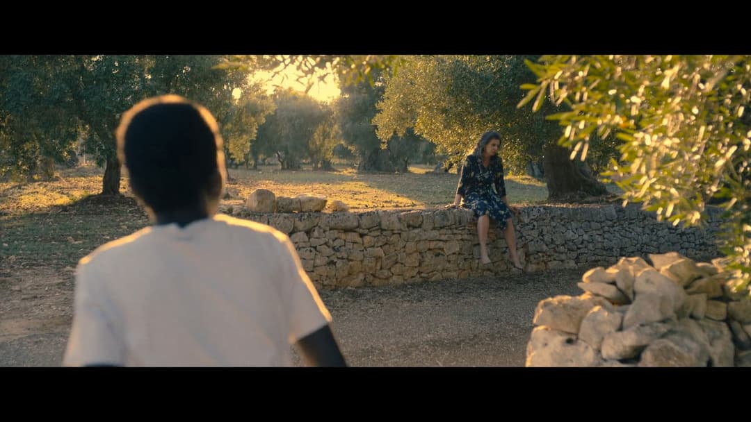 Усе життя попереду backdrop 10