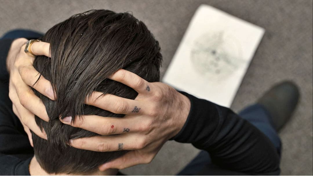 Prisoners backdrop 4