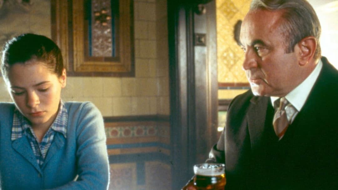 Felicia's Journey backdrop 2