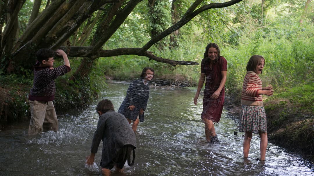 Le voyage de Fanny backdrop 15