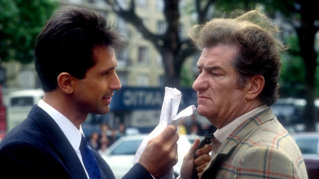 La Totale ! backdrop 4