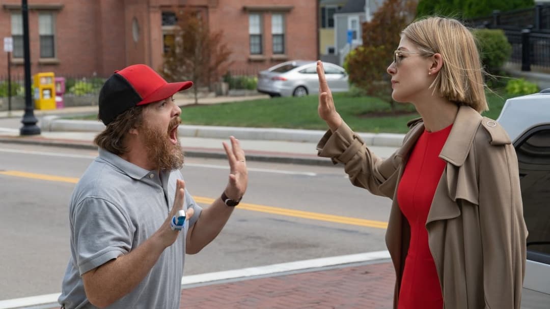 I Care a Lot backdrop 15