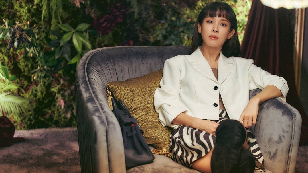 Hidden Face backdrop 12