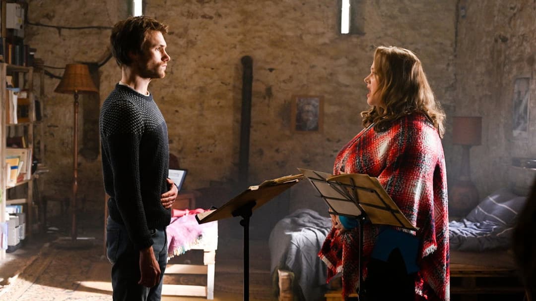 Falling for Figaro backdrop 9