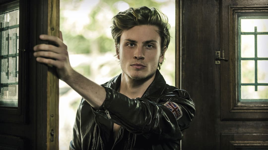 Die Mitte der Welt backdrop 7