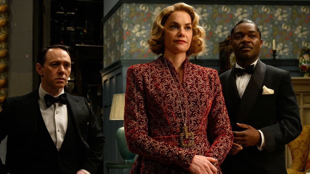 See How They Run backdrop 9