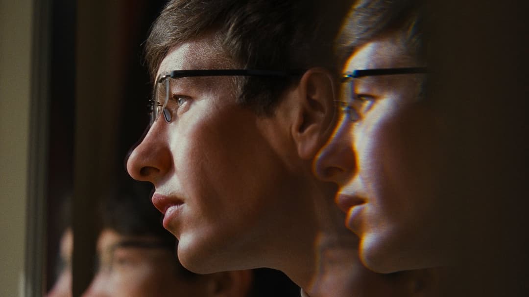 Saltburn backdrop 16