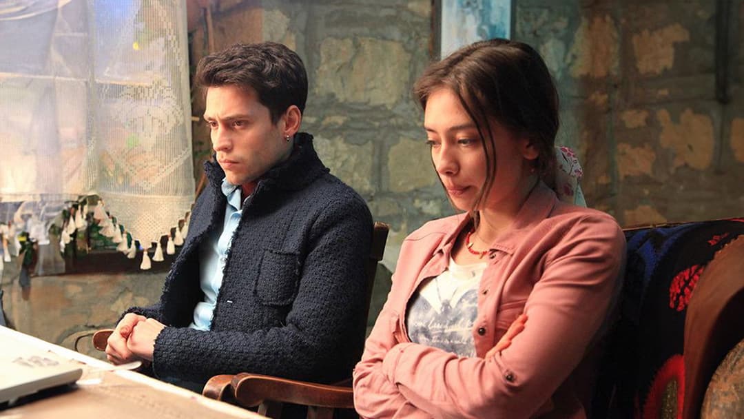 Senden Bana Kalan backdrop 7